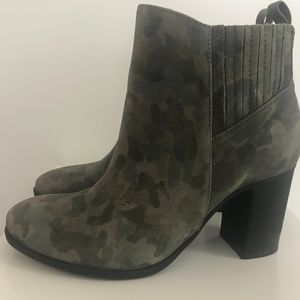 COPY - Schutz Camo Ankle Boots Block Heel